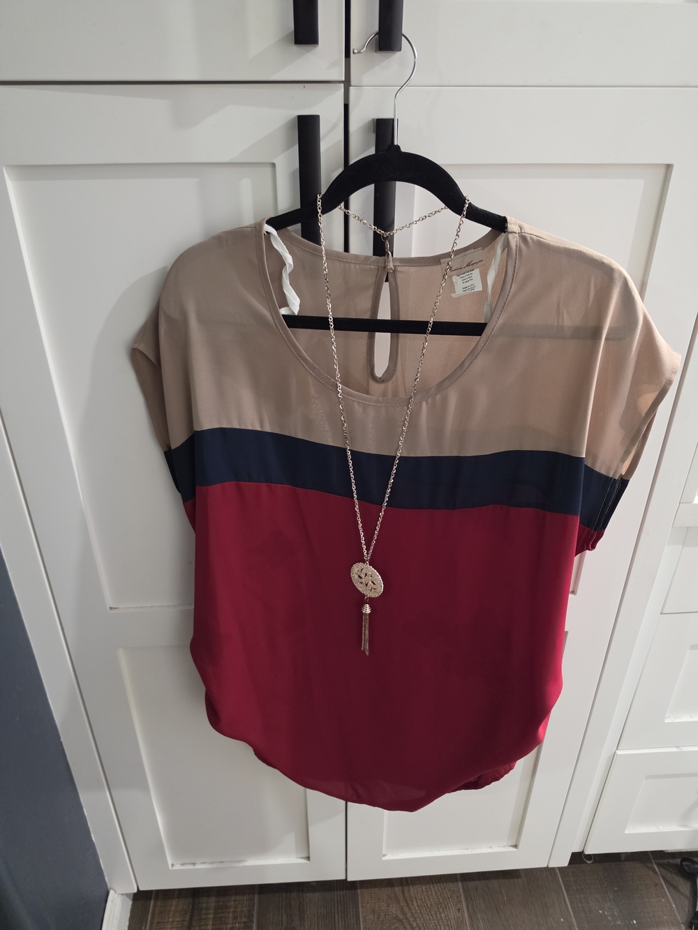 Women’s Colorblock Blouse in Red and Tan